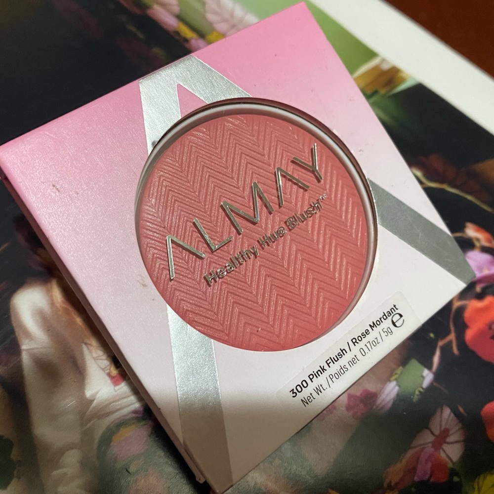 Nip 300 pink flush almay blush - Picture 1 of 2